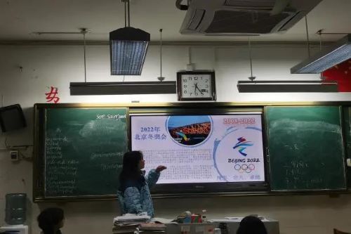 9d1b1617e7b74b49834b0a97b7324cb5.jpg