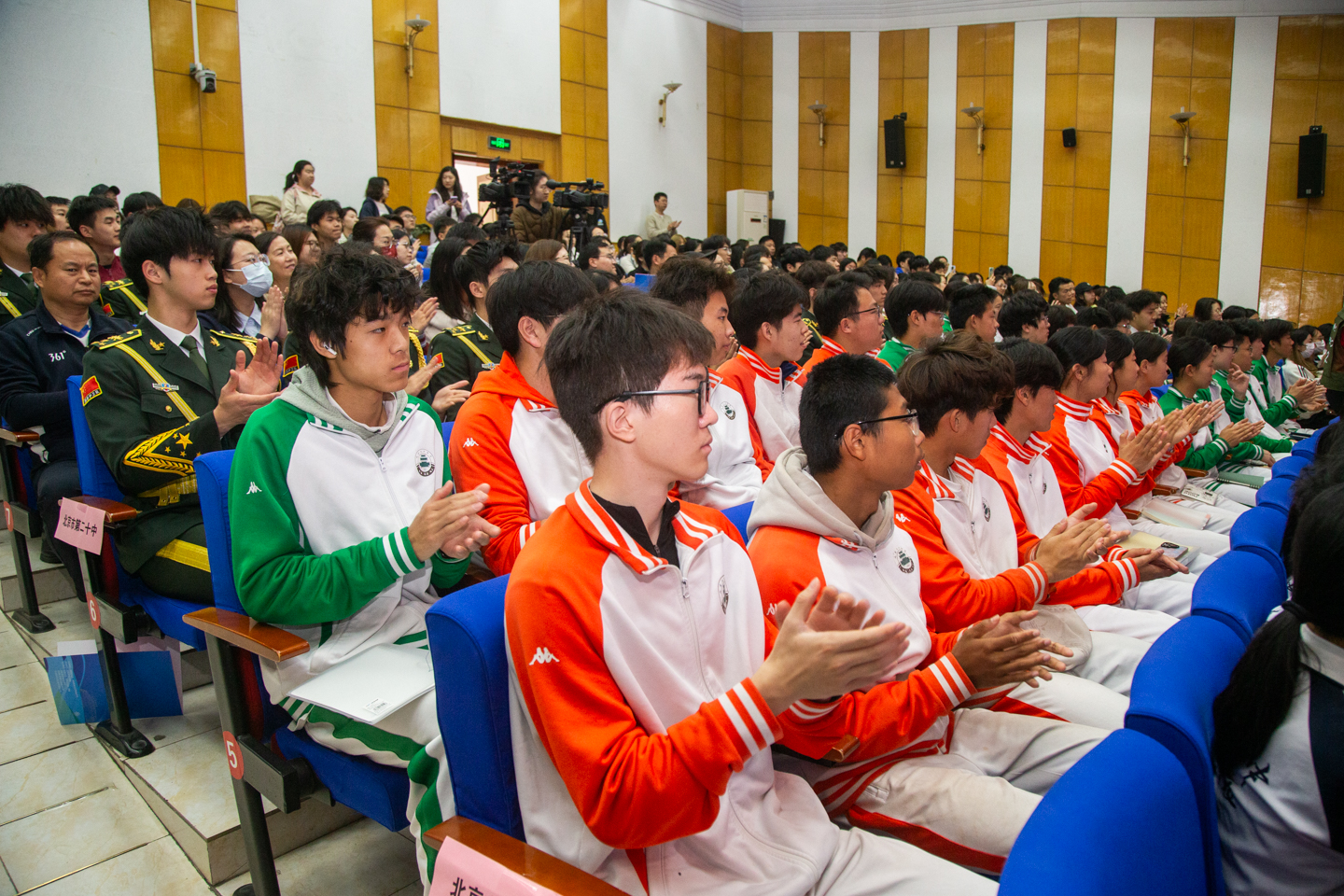 022f937474294c1ab50f6abeabe5e906.jpg